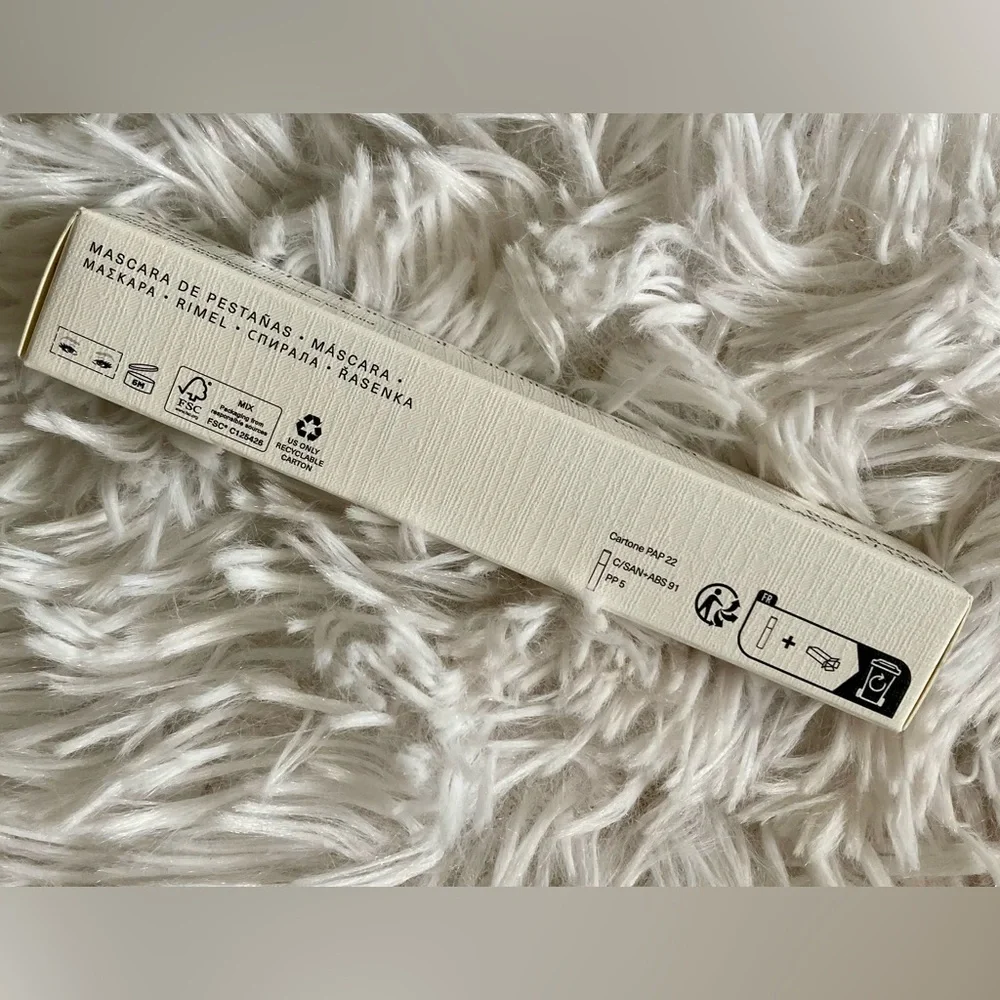 Rare Beauty - Mascara